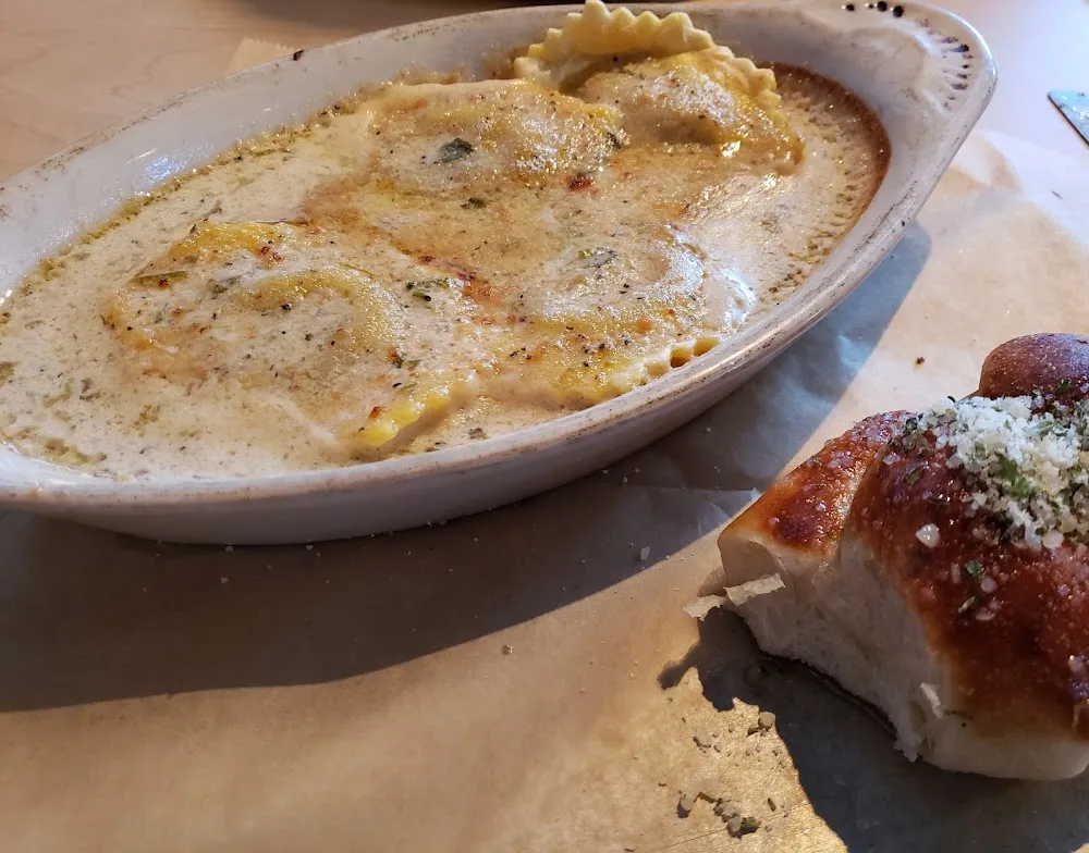 Ravioli in White Sauce